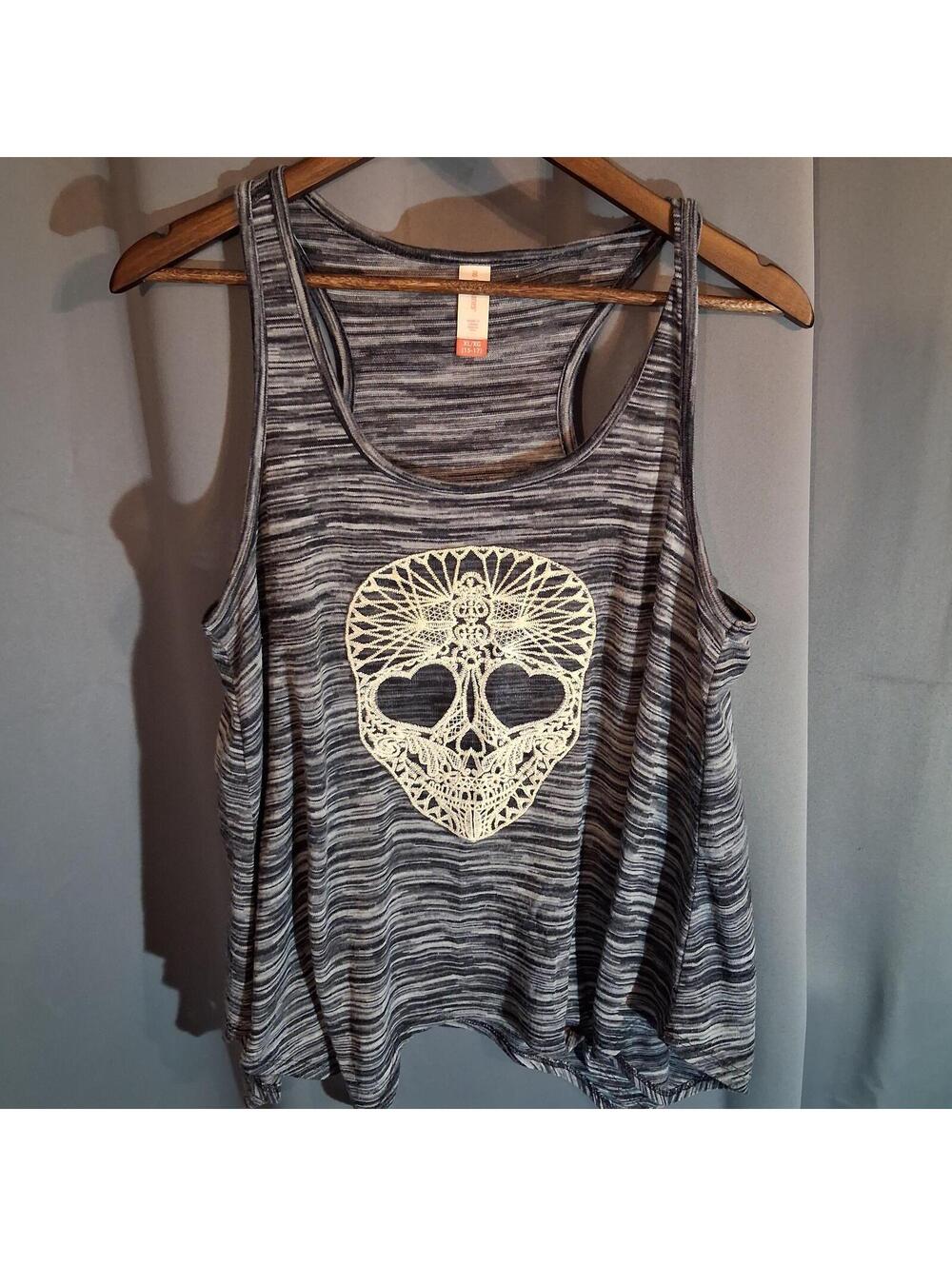 Sleeveless Gray and Black Striped Tank Top with White Skull Lace Detail - Picture 1 of 5